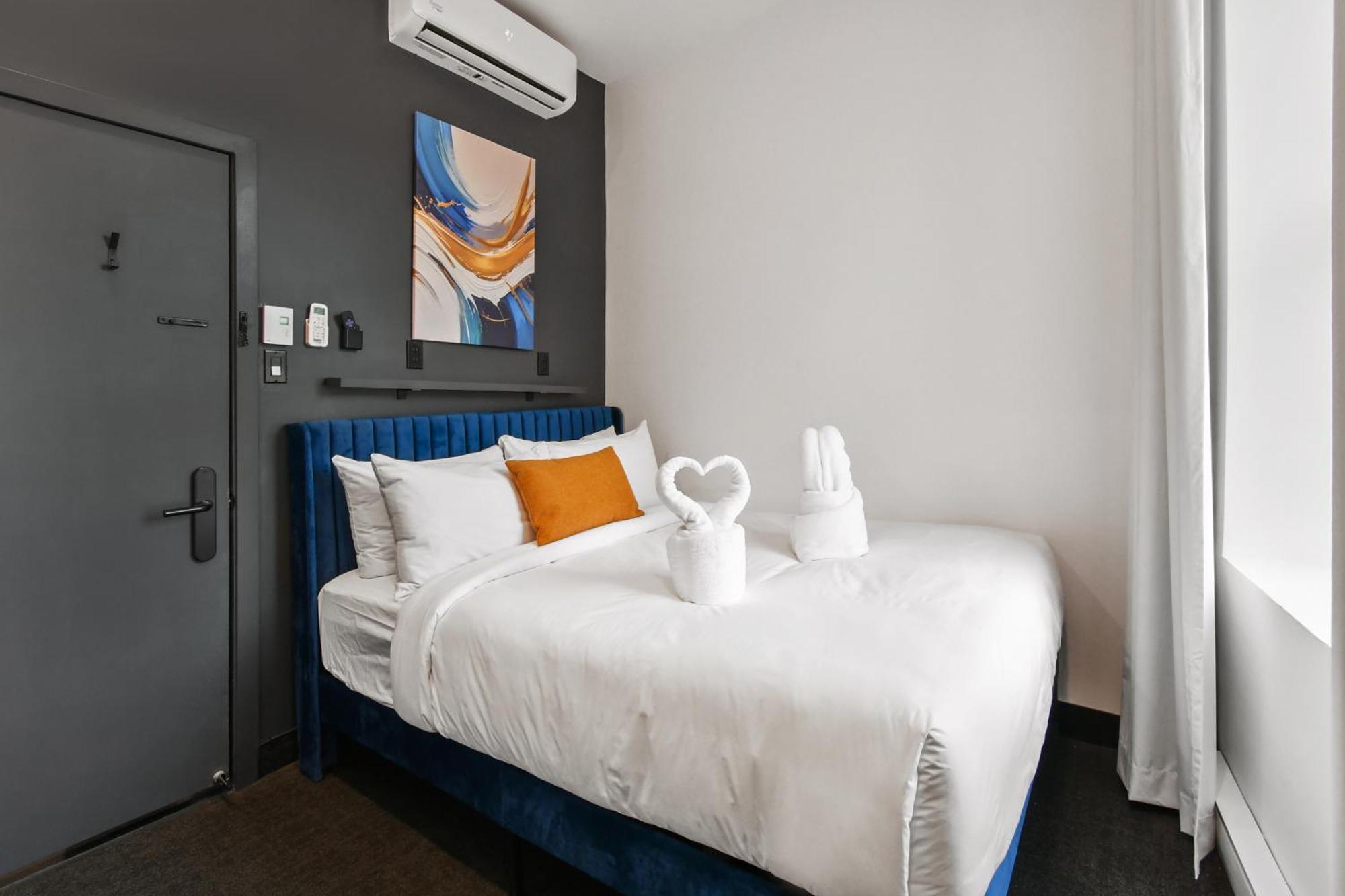 Lift Hotel Монреал Екстериор снимка